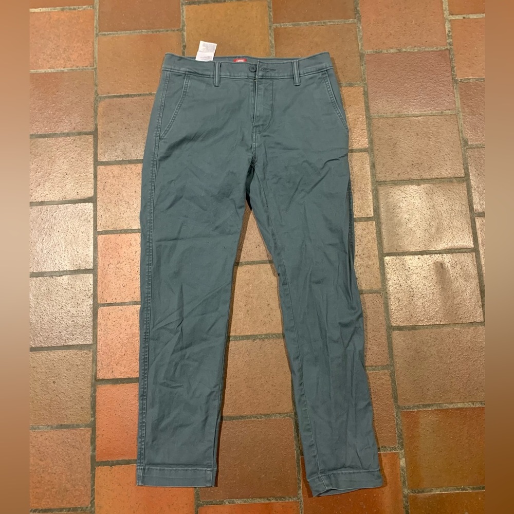 Levi’s XX Chino Standard Taper (28 inch waist)